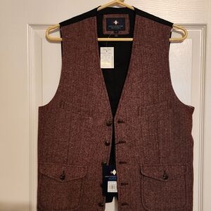Argyleculture Herringbone Wool Vest - Brick Red